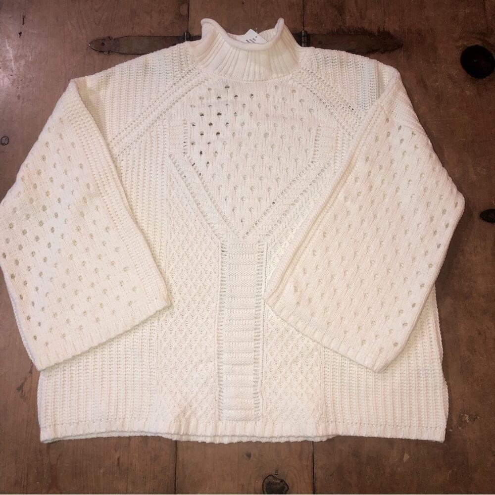 Woman’s One A Winter White X-Large Cowl neck sweater